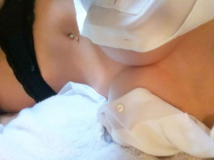 Полуголые девушки из социальных сетей (эротика)