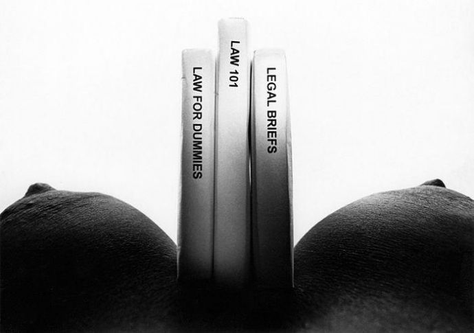 Теннисный мяч запихали в анус телке - Эроприколы