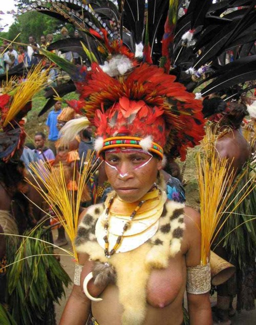 Женская красота диких племен планеты Женская красота диких племен планеты