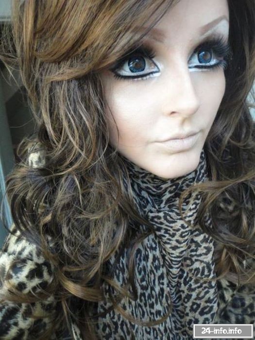 Живая кукла из Японии