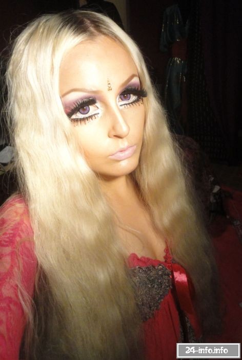 Живая кукла из Японии