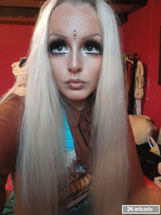 Живая кукла из Японии