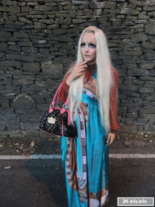 Живая кукла из Японии