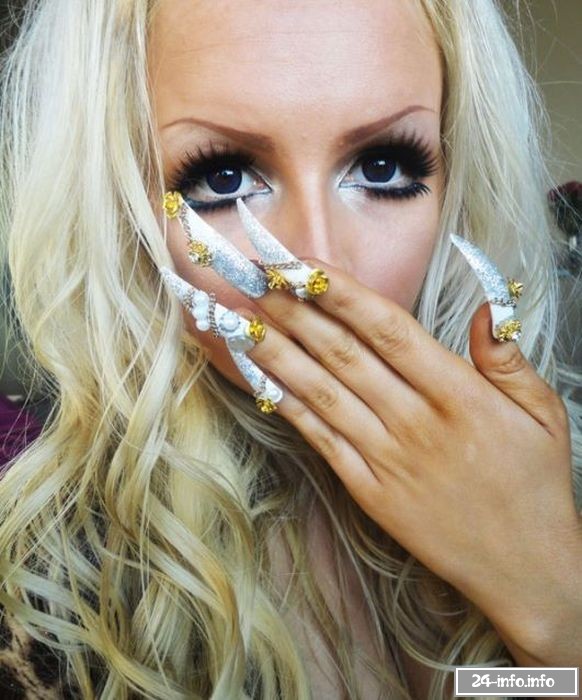 Живая кукла из Японии