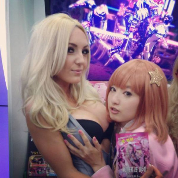 Звезда косплея Jessica Nigri Звезда косплея Jessica Nigri