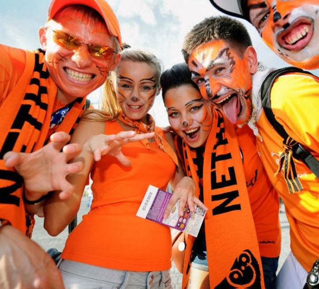 Болельщицы с чемпионатов Евро 2008-2012 Болельщицы с чемпионатов Евро 2008-2012