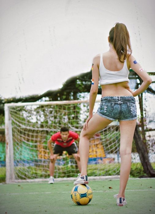 Болельщицы с чемпионатов Евро 2008-2012 Болельщицы с чемпионатов Евро 2008-2012