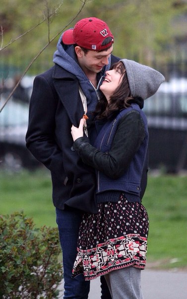 Дакота Джонсон и Николас Браун на съемках фильма