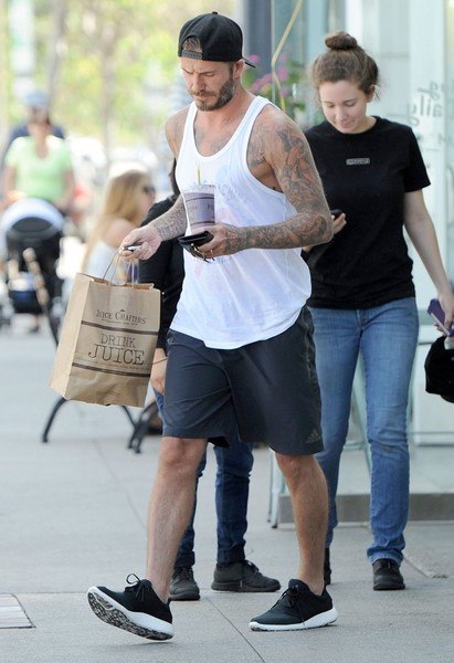 Дэвид Бекхэм в Брентвуде - 3 апреля