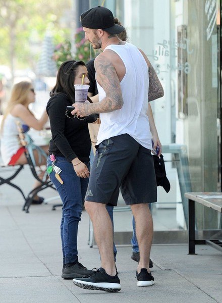 Дэвид Бекхэм в Брентвуде - 3 апреля