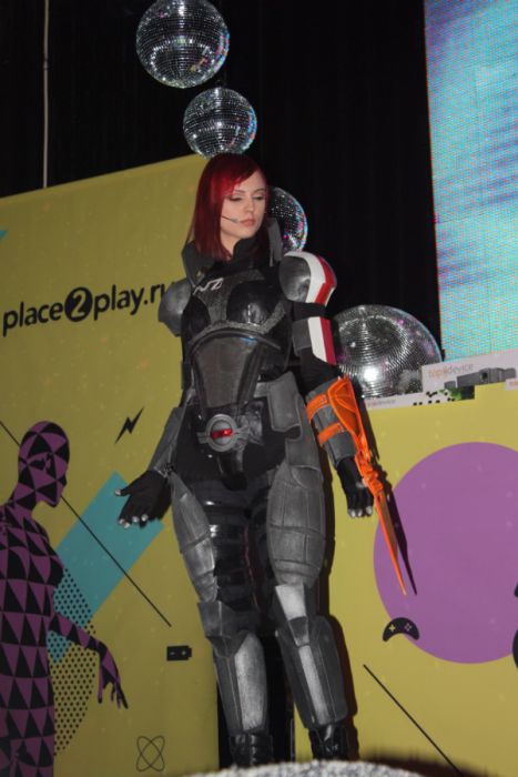 Девушки-геймеры Девушки-геймеры