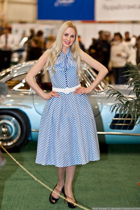 Девушки и олдтаймеры Девушки и олдтаймеры