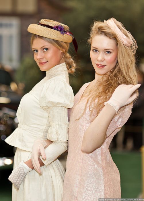 Девушки и олдтаймеры Девушки и олдтаймеры