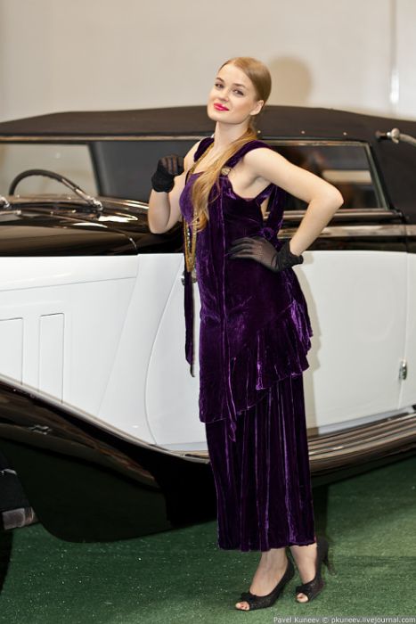 Девушки и олдтаймеры Девушки и олдтаймеры