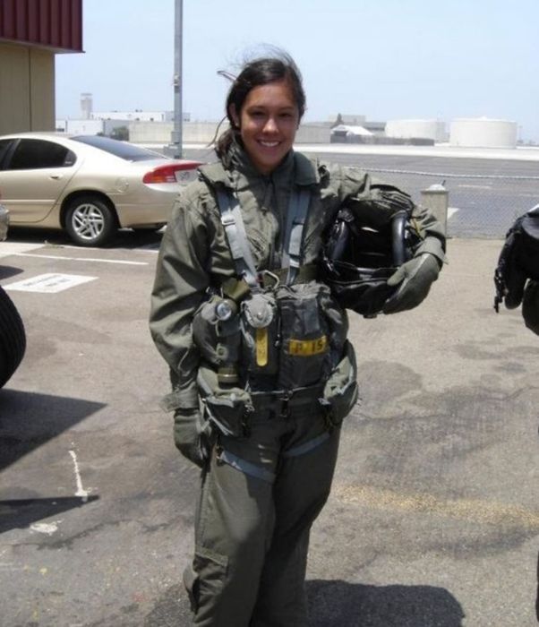 Девушки и самолеты Девушки и самолеты