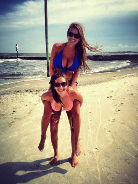 Девушки, которым сложно смотреть в глаза