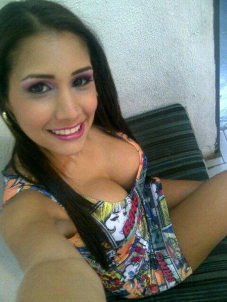 Девушки с большим размером груди (эротика)