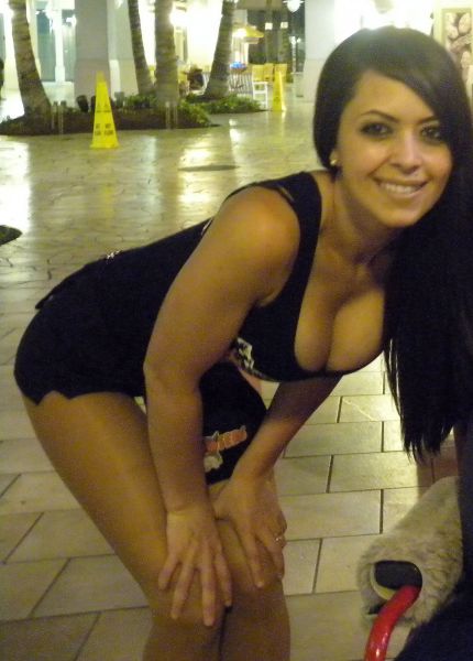 Девушки с большим размером груди (эротика)