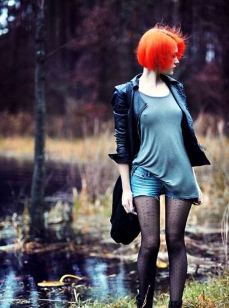 Девушки с цветными волосами