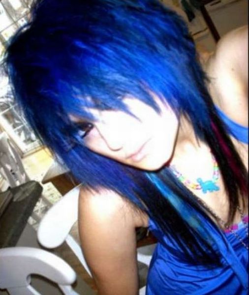 Девушки с цветными волосами