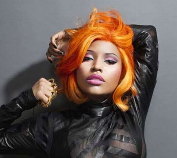 Девушки с цветными волосами