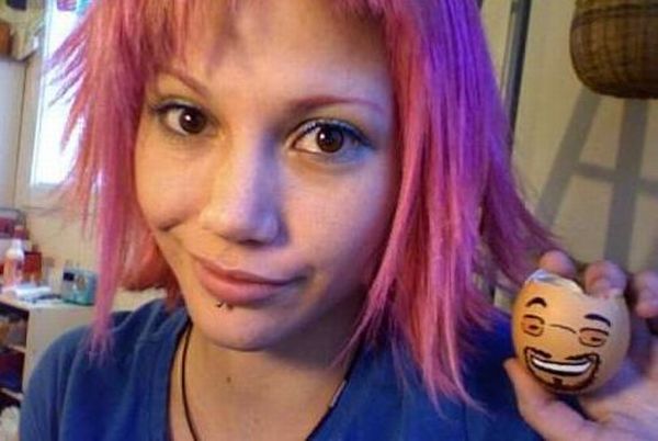 Девушки с цветными волосами