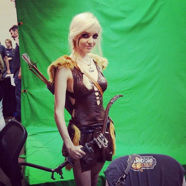 Девушки с фестиваля Wondercoon