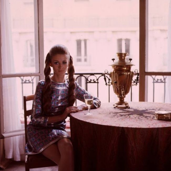 Девушки времен СССР