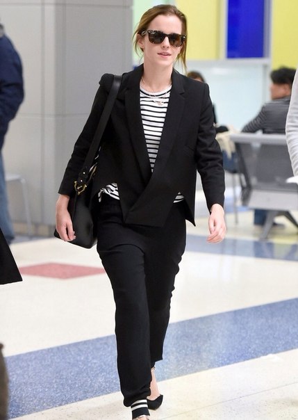 Эмма Уотсон в Нью-Йорке - 20 апреля