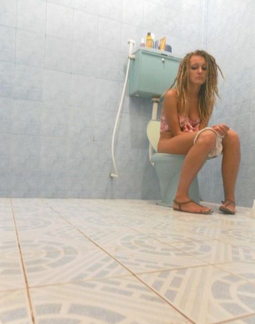 Глупые и смешные фотографии девушек из социальных сетей