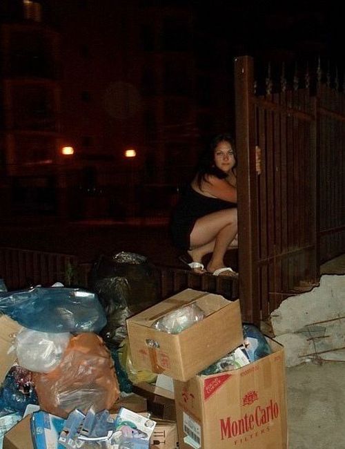 Глупые и смешные фотографии девушек из социальных сетей