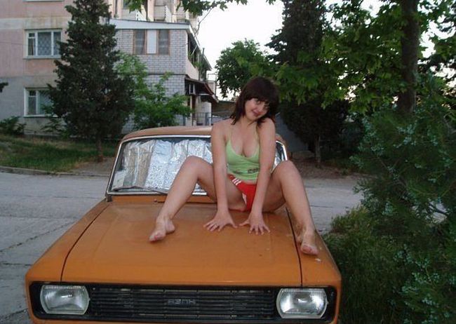 Глупые и смешные фотографии девушек из социальных сетей