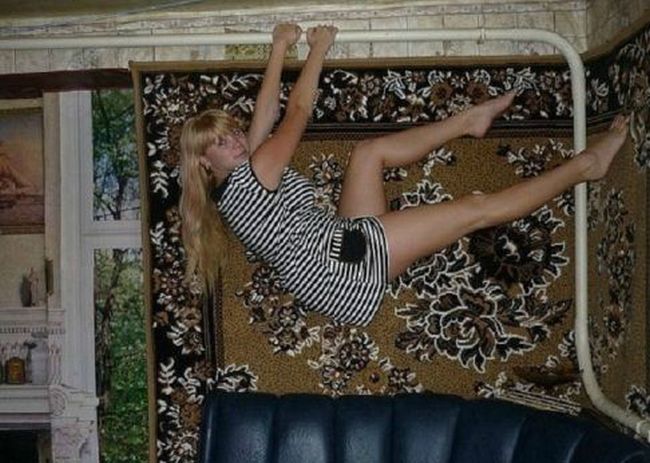 Глупые и смешные фотографии девушек из социальных сетей