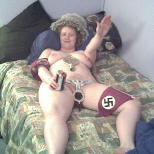 Глупые и смешные фотографии девушек из социальных сетей