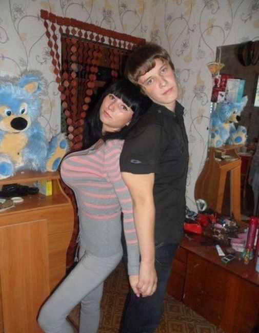 Глупые и смешные фотографии девушек из социальных сетей