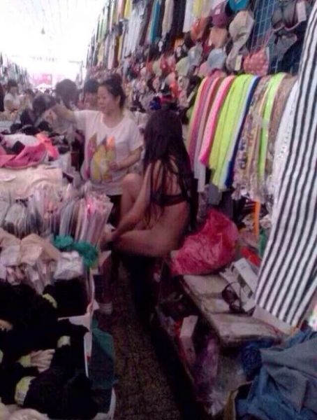 Как продавщица на рынке нижнее белье рекламировала Как продавщица на рынке нижнее белье рекламировала