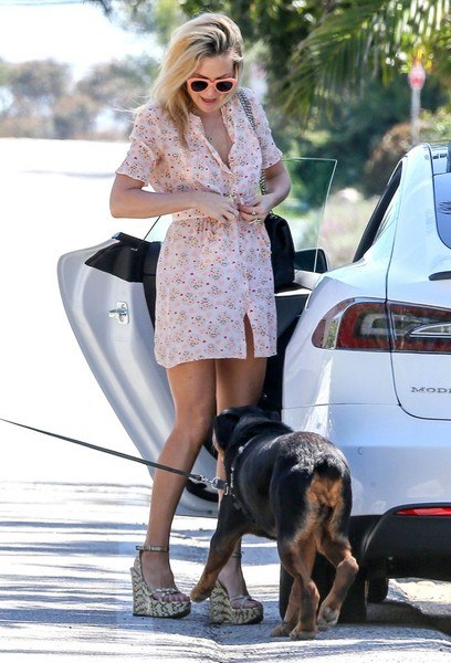 Кейт Хадсон в Малибу - 4 апреля