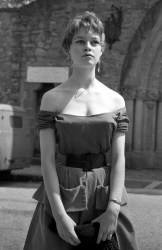 Красавицы 40-х годов прошлого века Красавицы 40-х годов прошлого века