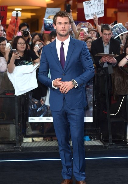 Крис Хемсворт и Крис Эванс на премьере "Мстители:Эра