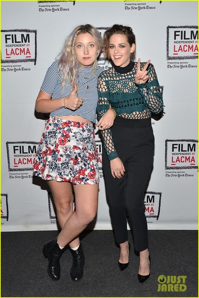 Кристен Стюарт на показе фильма "Облака Зильс-Мария"