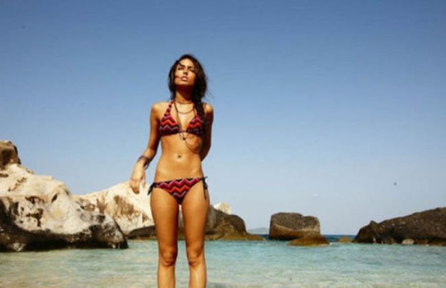 Лето. Девушки. Пляж Лето. Девушки. Пляж