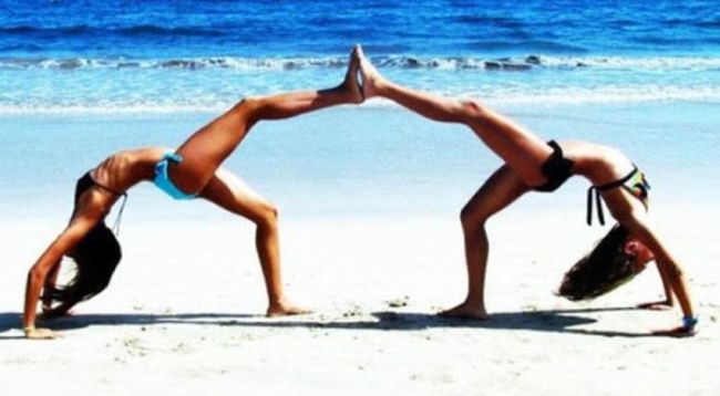 Лето. Девушки. Пляж Лето. Девушки. Пляж