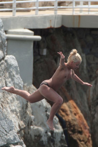 Лили Аллен Голая - Lily Allen Nude (новые фото)