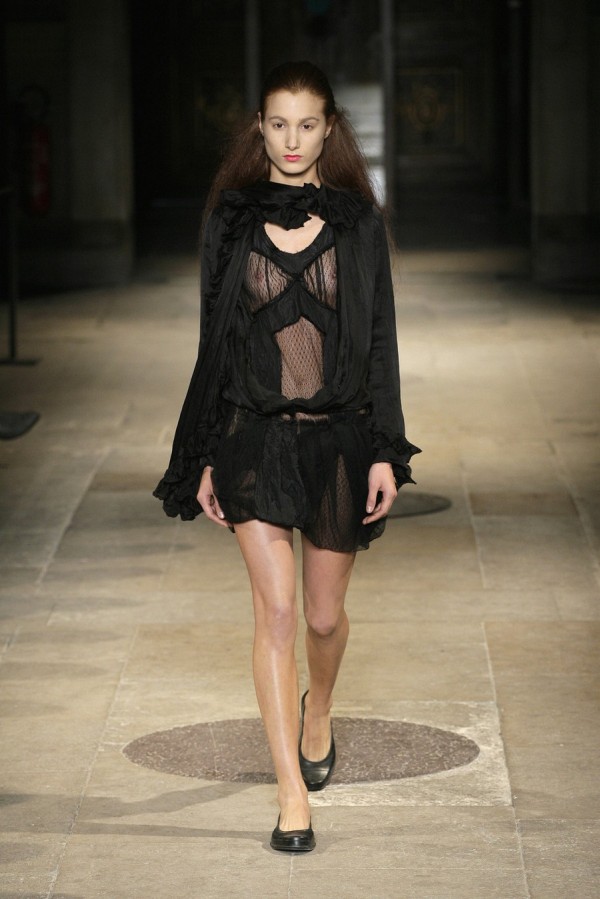 Модели в откровенных нарядах. НЮ Модели в откровенных нарядах. НЮ