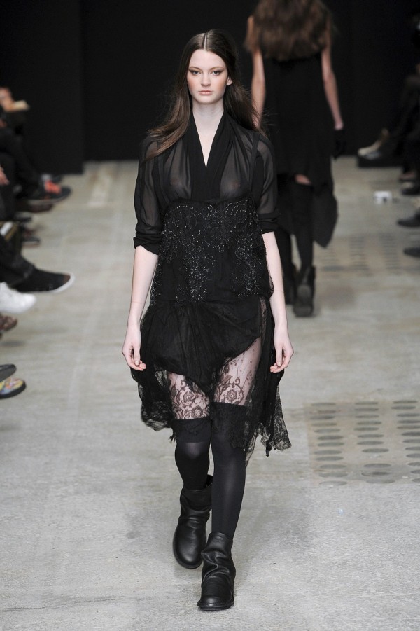 Модели в откровенных нарядах. НЮ Модели в откровенных нарядах. НЮ