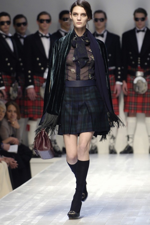 Модели в откровенных нарядах. НЮ Модели в откровенных нарядах. НЮ