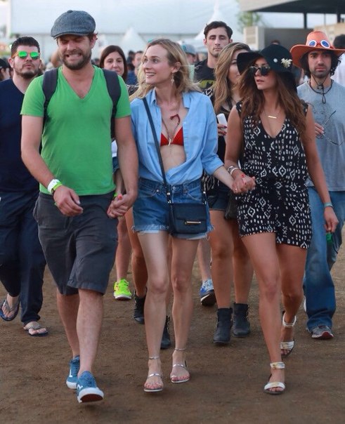 Нина Добрев на музыкальном фестивале Коачелла