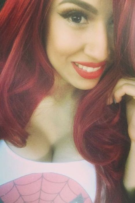 Подборка эффектных любительниц косплея