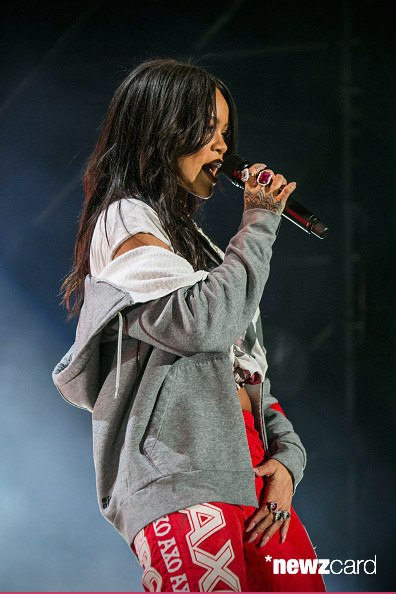 Рианна выступила на «March Madness Music Festival»