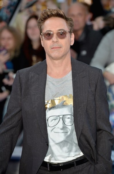 Роберт Дауни-младший на премьере фильма Мстители